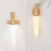 Veilleuse en bois LED à induction intelligente pour corps humain Lampe murale créative magnétique à chargement sans fil Accessoire pour maison intelligente
