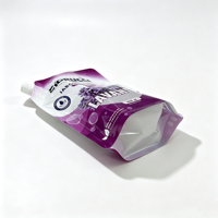 Pochettes souples personnalisées imprimées avec bec verseur et trou de poignée pour recharge de détergent liquide ménager, emballage PET pour savon de lessive et produits de nettoyage