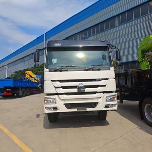 Grúa de camión hidráulica Howo 8*4 50T | Multifunción para elevación, manejo y acarreo - Product Image 4