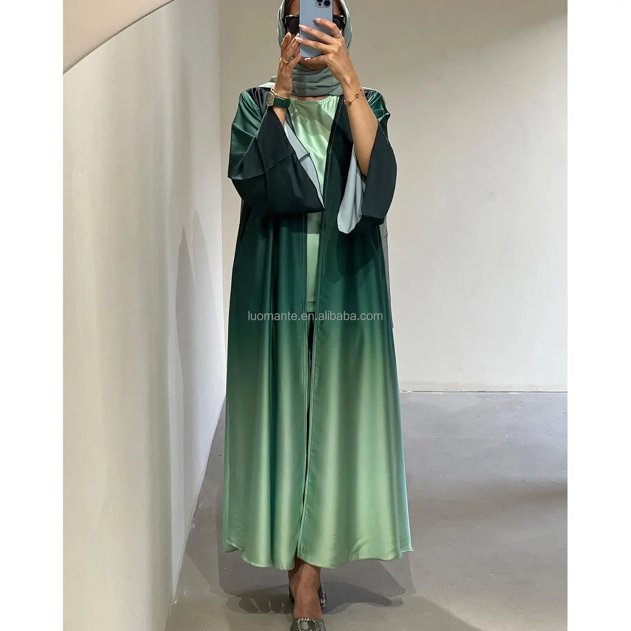 Fabricant d'abaya Ensemble d'abaya dégradé ombré en satin musulman personnalisé avec robe intérieure