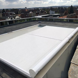 Lames <span class=keywords><strong>de</strong></span> store <span class=keywords><strong>enroulable</strong></span> en alliage d'aluminium <span class=keywords><strong>de</strong></span> conception moderne <span class=keywords><strong>de</strong></span> 55 mm avec protection UV pour les portes d'extérieur Moyen-Orient - Product Image 3