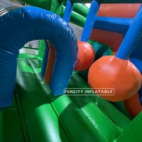 Combo toboggan gonflable commercial Funcity Design sur le thème du football en PVC, château gonflable certifié CE, écologique, garantie 2 ans