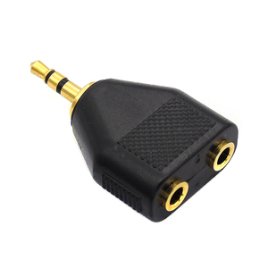 Convertisseur Audio plaqué or de haute qualité 3.5mm stéréo à 3.5mm <span class=keywords><strong>Double</strong></span> <span class=keywords><strong>prise</strong></span> femelle 3.5 mâle <span class=keywords><strong>double</strong></span> canal à <span class=keywords><strong>prise</strong></span> 2 trous - Product Image 1
