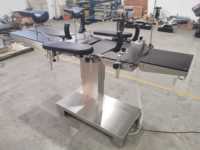 Table d'opération chirurgicale électrique hydraulique Hochey DST-IIID avec glissière de 300 mm, capacité de charge de 320 kg et support en C pour radiographie