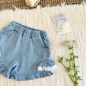 <span class=keywords><strong>Pantaloncini</strong></span> in denim con volant in pizzo per <span class=keywords><strong>bambina</strong></span>, collezione estiva 2026, all'ingrosso - Product Image 1