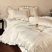 Ensemble de literie en satin crème jacquard 4 pièces, housse de couette en coton et polyester avec volants et bordure noire, literie française