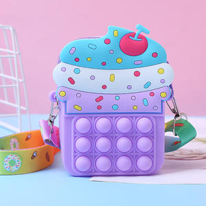Sacs en silicone mignons <span class=keywords><strong>pop</strong></span> <span class=keywords><strong>it</strong></span> fidget pour enfants sac à bandoulière <span class=keywords><strong>princesse</strong></span> Offre Spéciale - Product Image 5