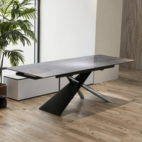 Table à manger extensible moderne et luxueuse, sur mesure, avec pieds en métal et plateau en verre trempé, pour la maison, l'hôtel, l'appartement