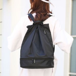 Mochila Impermeable Moderna con Compartimento Separado para Artículos Húmedos/Secos, Almacenamiento para Artículos de Baño y Playa, Cierre de Cremallera, Porta Trajes de Baño - Product Image 4