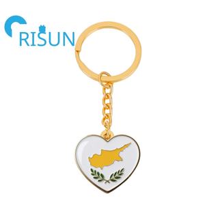 Fábrica Chipre <span class=keywords><strong>Nicosia</strong></span> viaje recuerdo llavero personalizado Metal suave esmalte duro Chipre mapa bandera encantos llavero - Product Image 2