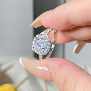 Anillo de Circonia Cúbica Cuadrado Grande Chapado en Oro de 18K con Pavé de Diferentes Colores, Venta Caliente 2026 - Product Image 4