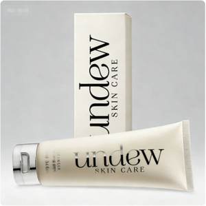 Limpiador Facial Iluminador con Vitamina C UNDUE, Anti-opacidad y Unificador del Tono de Piel, Exfoliante Facial Suave - Product Image 3