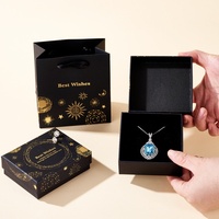 Boîte cadeau noire mate A1 avec impression dorée céleste Soleil Lune Étoile, texte « Meilleurs vœux », intérieur en mousse, logo personnalisé, ensemble cadeau