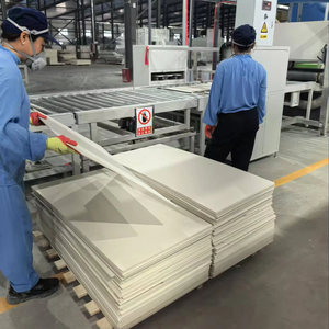 Material de aislamiento Mantas de tela de fibra cerámica aislantes ignífugas <span class=keywords><strong>para</strong></span> revestimientos de pared de hornos industriales - Product Image 1