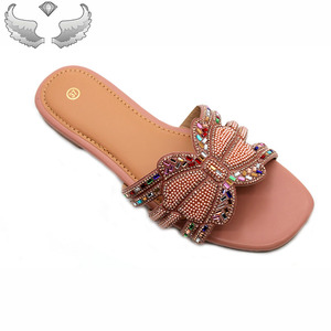 Fashionable Summer Outdoor Wholesale High-quality Rhinestone <b>Soft</b>-soled Women's <b>slippers</b> Sandals Comfortable and Durable Sandals - Product Image 2