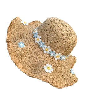 Sombrero de paja beige caqui de ala ancha con corona floral, protección solar, sombrero de playa para mujer, primavera verano - Product Image 5