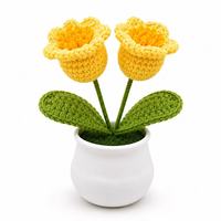 Plante en pot de lys de la vallée tricotée à la main, fleur artificielle finie, décoration de chambre à coucher, ornement de bureau