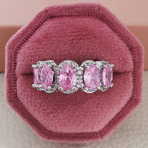 Anelli <span class=keywords><strong>di</strong></span> lusso leggeri <span class=keywords><strong>di</strong></span> vendita calda <span class=keywords><strong>fedi</strong></span> nuziali popolari in ottone anelli <span class=keywords><strong>di</strong></span> diamanti con zirconi brillanti per il fidanzamento delle donne - Product Image 6