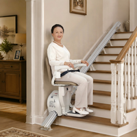 Plateforme élévatrice pour escalier / Fauteuil monte-escalier électrique à rail courbé pour personnes âgées / Monte-escalier