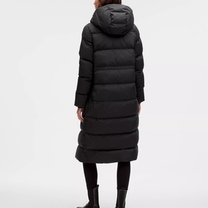 Manteau long noir chaud pour femmes, fabrication OEM, logo personnalisé, nouvelle arrivée, haute qualité, prix bas, tendance - Product Image 2