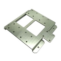 Services de fabrication sur mesure de tôles métalliques avec découpe laser, pliage et soudage pour panneaux d'armoires en aluminium selon les dessins du client
