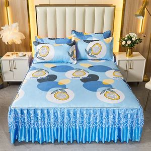 Jupe <span class=keywords><strong>de</strong></span> <span class=keywords><strong>lit</strong></span> en soie glacée avec dentelle, style parisien, motif fleurs, pour l'été, ensemble <span class=keywords><strong>de</strong></span> literie avec 2 taies <span class=keywords><strong>d</strong></span>'oreiller + jupe <span class=keywords><strong>de</strong></span> <span class=keywords><strong>lit</strong></span>, tailles Full, Queen, King - Product Image 5