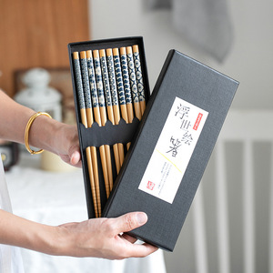 Juego de 5 Pares de Palillos de Bambú Hechos a Mano, Reutilizables, Estilo Japonés, de Madera Natural, con Diseño de Gato y Flores, Multicolores - Product Image 4