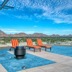 พรมกีฬาสี: หญ้าสังเคราะห์สีสันสดใสสำหรับสนามฟุตบอลและสนามฟุตบอล - Product Image 4