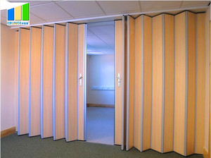 Складная дверь-аккордеон из алюминия - Product Image 2