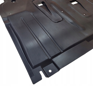 Plaque de protection inférieure du moteur noire pour <span class=keywords><strong>Mercedes</strong></span> Benz <span class=keywords><strong>B</strong></span> W246 OEM 2465200223 - Product Image 4
