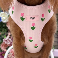 Harnais pour chien en velours côtelé brodé, personnalisé OEM, à carreaux Ghinfam, anti-traction, haute qualité, CE/ROHS/REACH, à libération rapide, rembourré, tendance