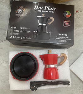 110v 220v Classique Style Italien Moka Pot Simple Valve <span class=keywords><strong>Petite</strong></span> <span class=keywords><strong>Cafetière</strong></span> En Métal avec Ensemble Brassé À La Main pour Un Usage Domestique - Product Image 6