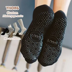 Yilong High Quality Anti Slip Logo Fuzzy Designer Compression Cotton Sport Women Custom Yoga Pilates Socks With Grip