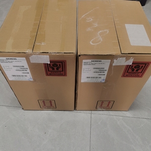 เซมิคอนดักเตอร์ DN200 8 นิ้ว 7ME6520-4PB13-2AA1 เครื่องวัดการไหลแบบแม่เหล็กไฟฟ้า DN200 <span class=keywords><strong>SITRANS</strong></span> <span class=keywords><strong>FM</strong></span> <span class=keywords><strong>MAG</strong></span> 5100 W เซ็นเซอร์วัดการไหล สินค้าใหม่จากสต็อก - Product Image 3