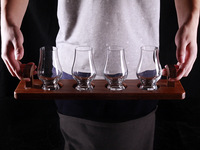Support en bois pour verres à bière artisanale, plateau de service et de dégustation pour bar, Russia Nail NT, moderne, écologique, qualité alimentaire, taille personnalisable, haute qualité