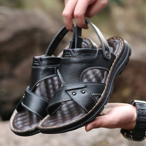 รองเท้าแตะหนังผู้ชายแบบสายไขว้ พื้นหนา กันลื่น สวมใส่สบาย สไตล์วัยรุ่น สีน้ำตาล สีดำ - Product Image 2