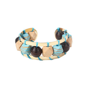 Brazalete de Moda de la Marca HR, Unisex, con Abertura Hueca, Lujoso, de Alta Gama, con Cuentas de Madera Tejidas, Venta al por Mayor a Precio Premium - Product Image 4