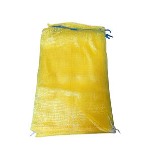 Bolsa de malla tubular de PP amarillo de alta resistencia para uso agrícola en cebollas, patatas y ajo, tamaños personalizados de <span class=keywords><strong>origen</strong></span>. - Product Image 1