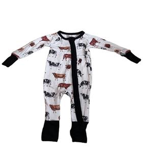 ชุดรอมเปอร์เด็กอ่อนแบบมีซิปสองทาง ผลิตจากผ้าไผ่ พิมพ์ลายได้ตามต้องการ สำหรับเด็กทารกแรกเกิด ขายส่ง - Product Image 3