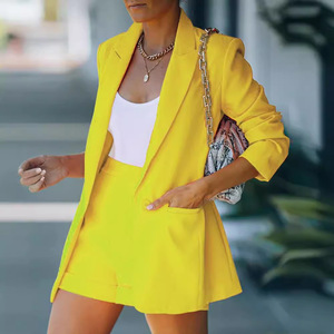 Damen 2-Teiliges Einfarbiges Langarm V-Ausschnitt Knopf-<span class=keywords><strong>Blazer</strong></span> und Shorts Set Elegantes Polyester Casual Mode für Alle Jahreszeiten - Product Image 3