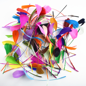 Plumas de Ganso Naturales de 14-20 cm/25 Piezas por Bolsa para Manualidades, Atrapasueños, Accesorios de Carnaval, Accesorios de Vestir - Product Image 3