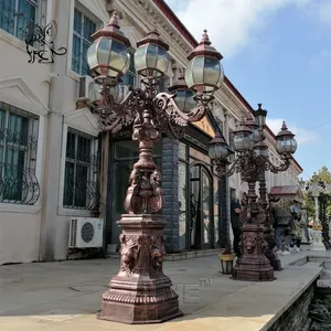 Lampadaire décoratif antique en fonte de rue de jardin à vendre