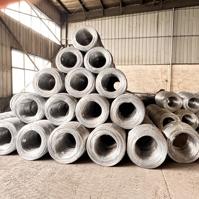 Wholesale of rust Proof Galvanized Iron Wire Outdoor Corrosion-resistant Horticultural Bundling and Construction Tying Wire