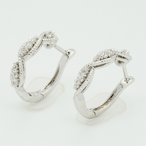 Pendientes de Oro Sólido de 9K/14K/18K con Eslabones Ovalados y Diamantes Engastados en Pavé de 0.168ct, para Joyería de Lujo Diaria - Product Image 4