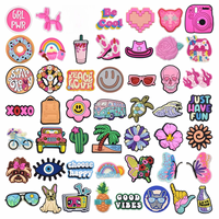 Offre Spéciale nouveau Style sabot chaussure breloques mignon rose décorations indésirable étui accessoires cadeaux pour filles plage pantoufle ornement