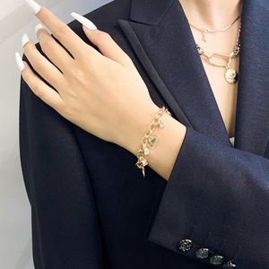 2026 קוריאנית תכשיטים בצורת לב יהלום מרובע בצורת לב-צמיד נשים אופנתי ומקסים - Product Image 2