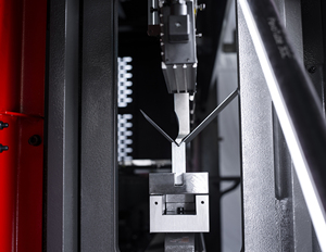 Presse plieuse automatique Jmt de Style Amada avec outillage de frein à pression Kyokko à vendre au qatar - Product Image 5