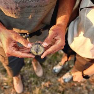 Hombres mujeres bautismo confirmación comunión brújula Pantalla de madera brújula caja graduación regalos para estudiantes niños - Product Image 6