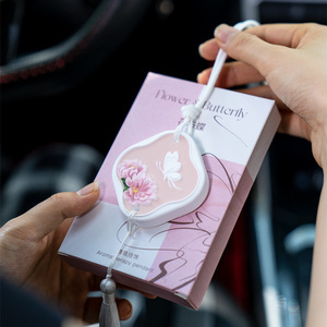 <b>Flower</b> & Butterfly Aromatherapy Pendant Plaster Fragrance Hanging For Home Car 60 90 Days Duration - Product Image 3