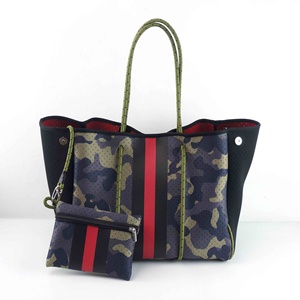 <span class=keywords><strong>Sac</strong></span> en néoprène perforé tendance pour les voyages 2022, <span class=keywords><strong>sac</strong></span> de plage, <span class=keywords><strong>sac</strong></span> fourre-tout, <span class=keywords><strong>sac</strong></span> à main pour femmes - Product Image 3